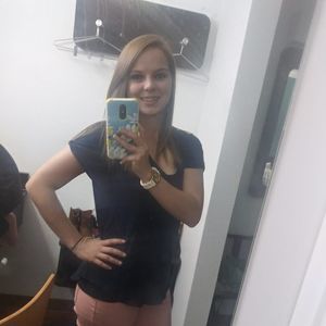 Meet your Posher, Alison